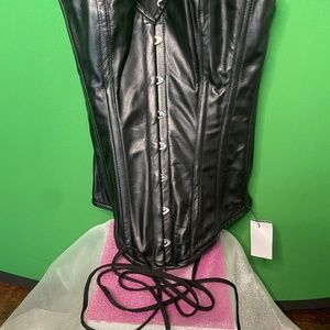 LEATHER CORSET BUSTIER!  Size Small.